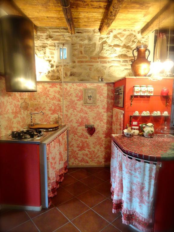 Vistalago Guesthouse 네미 외부 사진