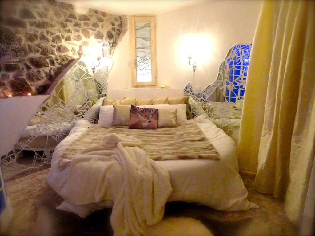 Vistalago Guesthouse 네미 외부 사진