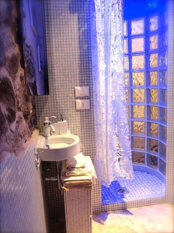 Vistalago Guesthouse 네미 외부 사진
