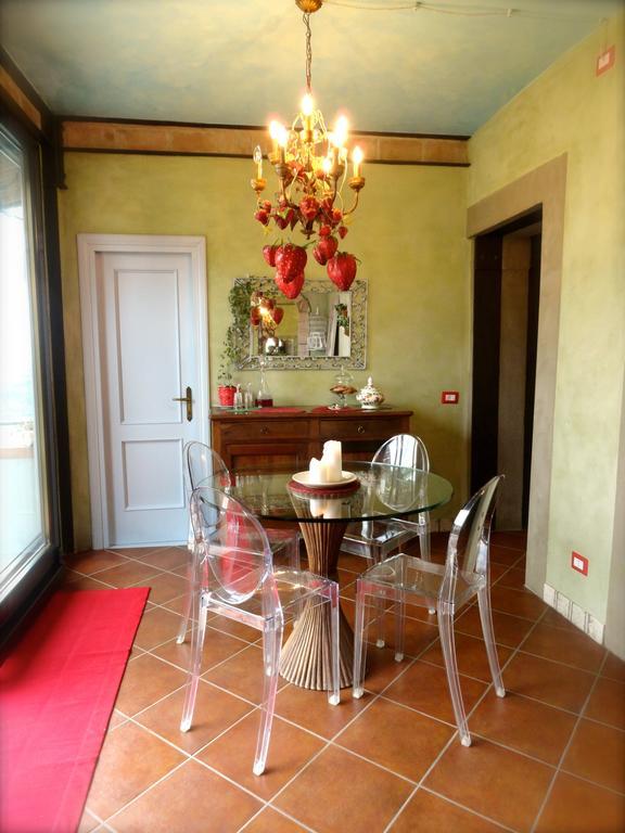 Vistalago Guesthouse 네미 외부 사진
